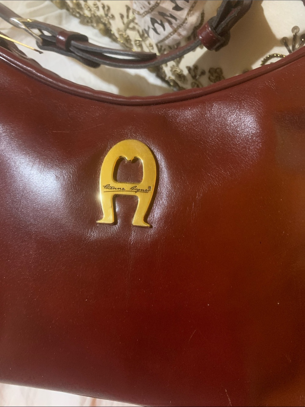 Etienne Aigner Burgundy Leather Shoulder Bag with Gold-Tone Emblem - Picture 2 of 5